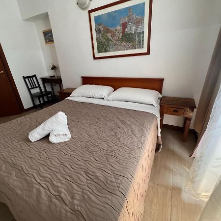 Booking Inn Settembre 95 Rom Exteriör bild