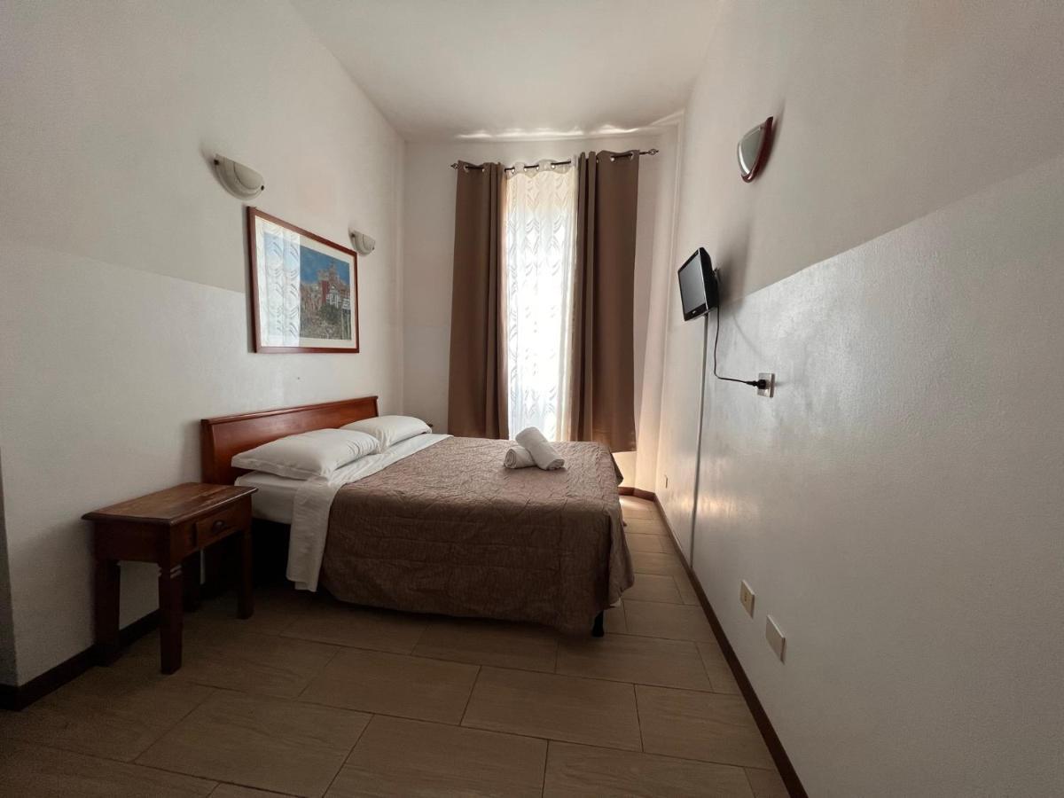 Booking Inn Settembre 95 Rom Exteriör bild