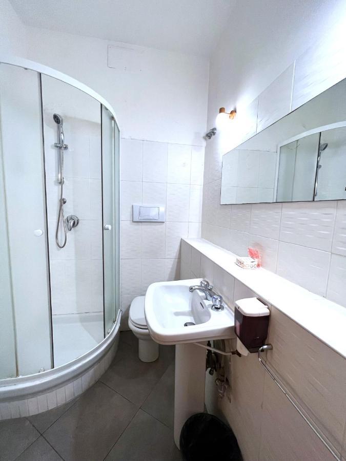 Booking Inn Settembre 95 Rom Exteriör bild