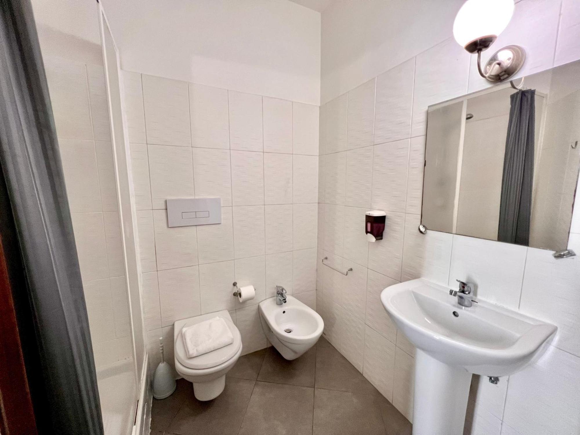 Booking Inn Settembre 95 Rom Exteriör bild